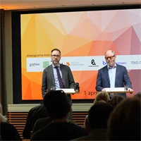 Arbetsgivarnas representanter på presskonferensen om nytt Industriavtal